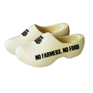 Klomp "NO FARMERS, NO FOOD" met trekker